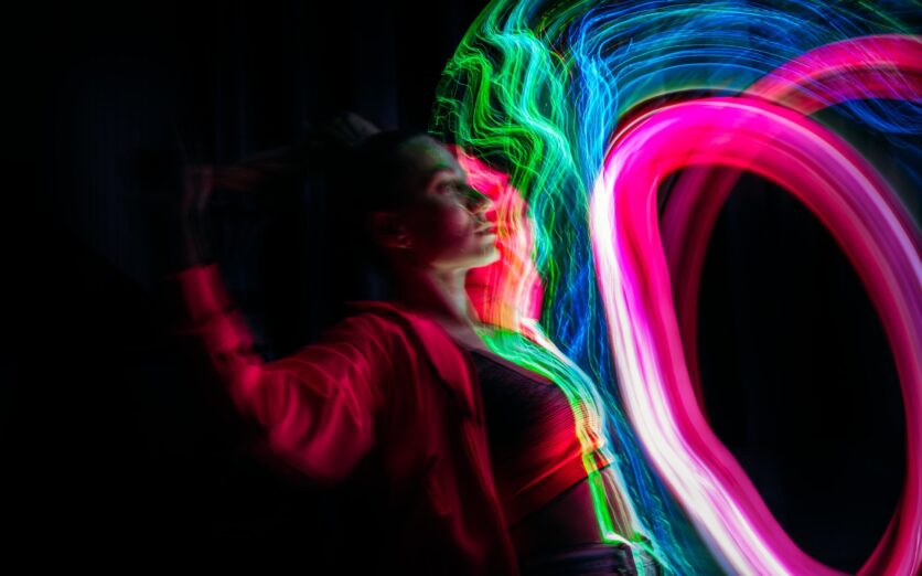 metaverse-woman-in-vr-glasses-playing-ar-augmente-2022-01-15-18-46-45-utc